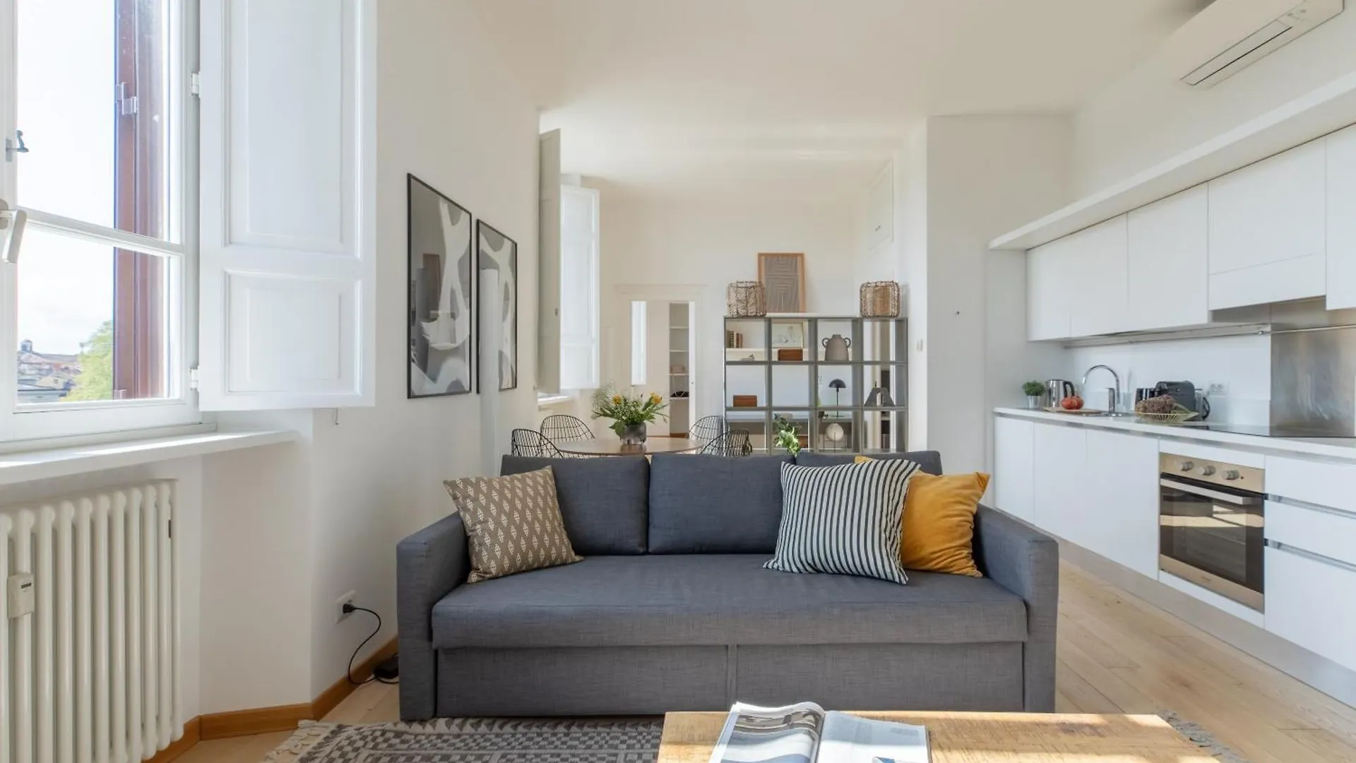 Iflat Bright & Modern Living With Panoramic View Apartment Rome 0*,